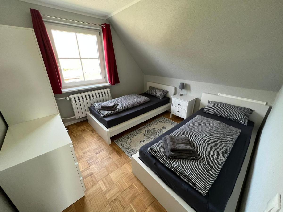 Ruegenferienhaus - Schaprode Hafen Esterno foto