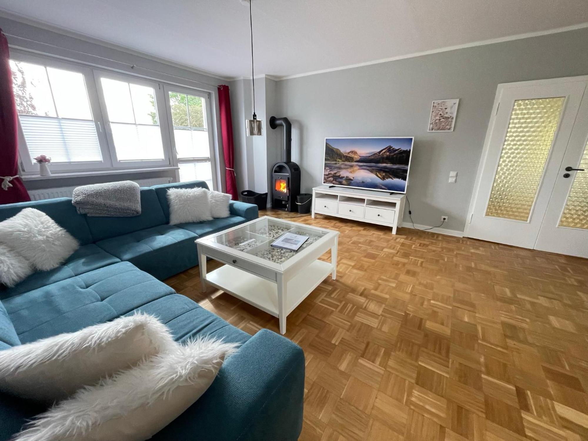 Ruegenferienhaus - Schaprode Hafen Esterno foto